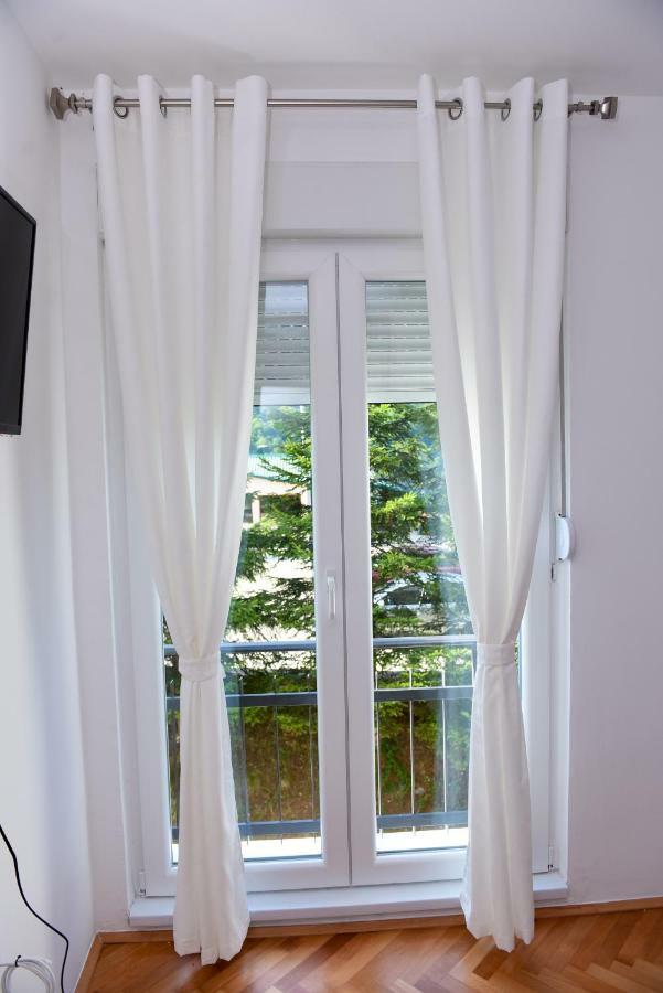 Lux Apartman Casablanca Плужине Екстер'єр фото