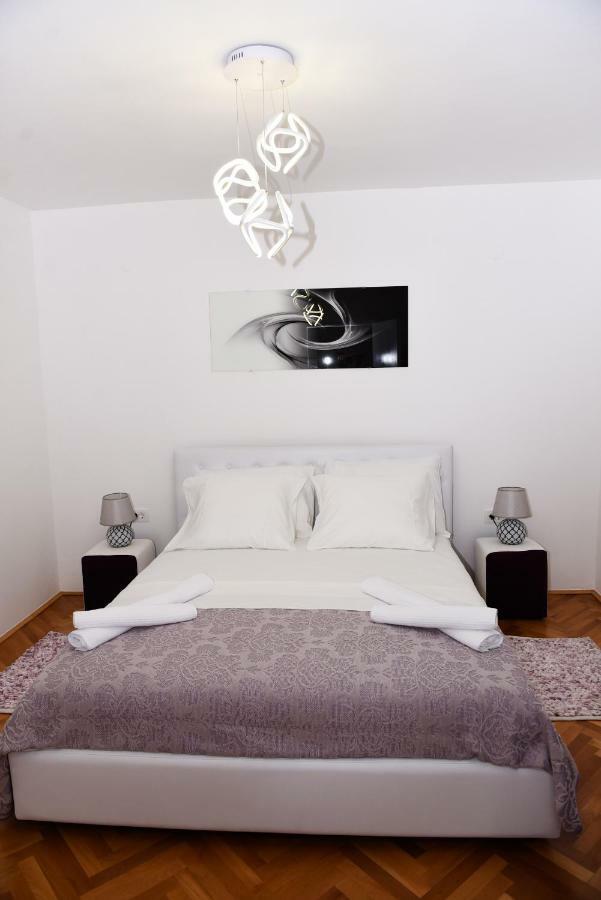 Lux Apartman Casablanca Плужине Екстер'єр фото