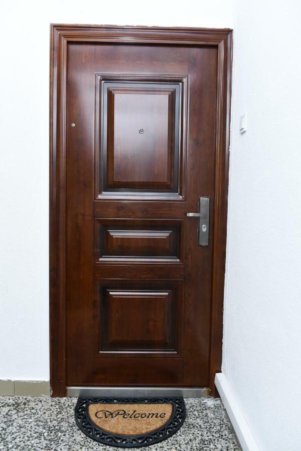 Lux Apartman Casablanca Плужине Екстер'єр фото
